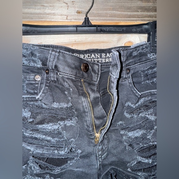 American Eagle shorts- vintage high rise festival- stretch- size 4- black - Picture 4 of 4